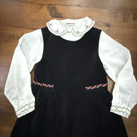 Vintage Gymboree Girls Velvet Dress With Floral Embroidered Collar & Cuffs  XL 6